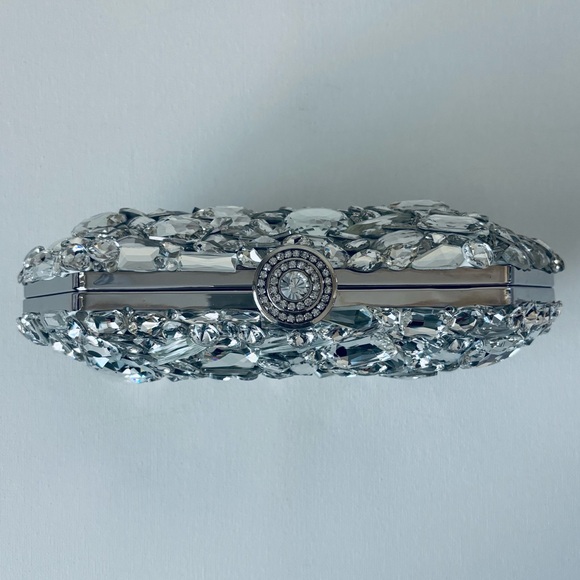 CACHÉ | Crystal Clutch - Picture 2 of 12